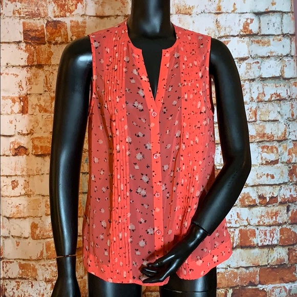 Cabi Blossom Coral Pin Tuck Blouse - Picture 3 of 7